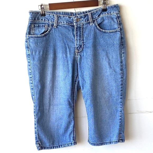 light wash split hem jeans